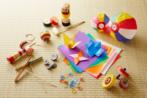 Criação de brinquedos artesanais para estimular a coordenação e o raciocínio lógico em crianças com transtorno de aprendizagem