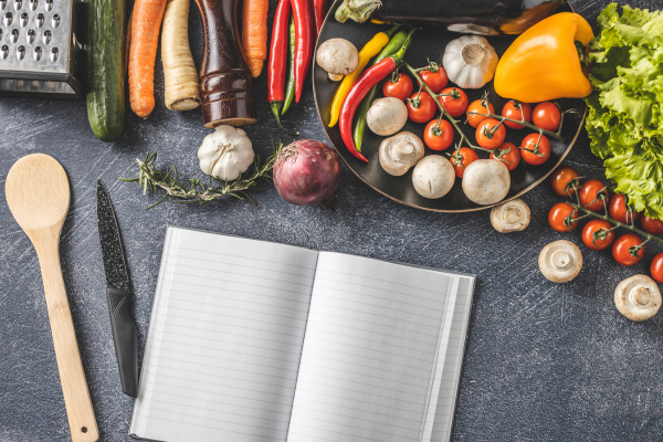 Jogos interativos de cozinha para crianças com síndrome de Down desenvolverem habilidades de organização e memória na preparação de receitas